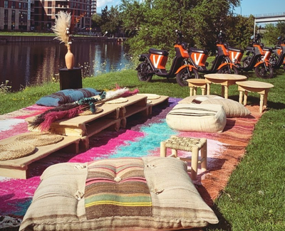 How to Choose the Perfect Outdoor Rug