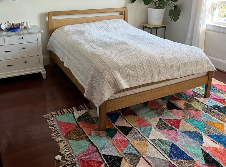 How To Choose a Bedroom Rug
