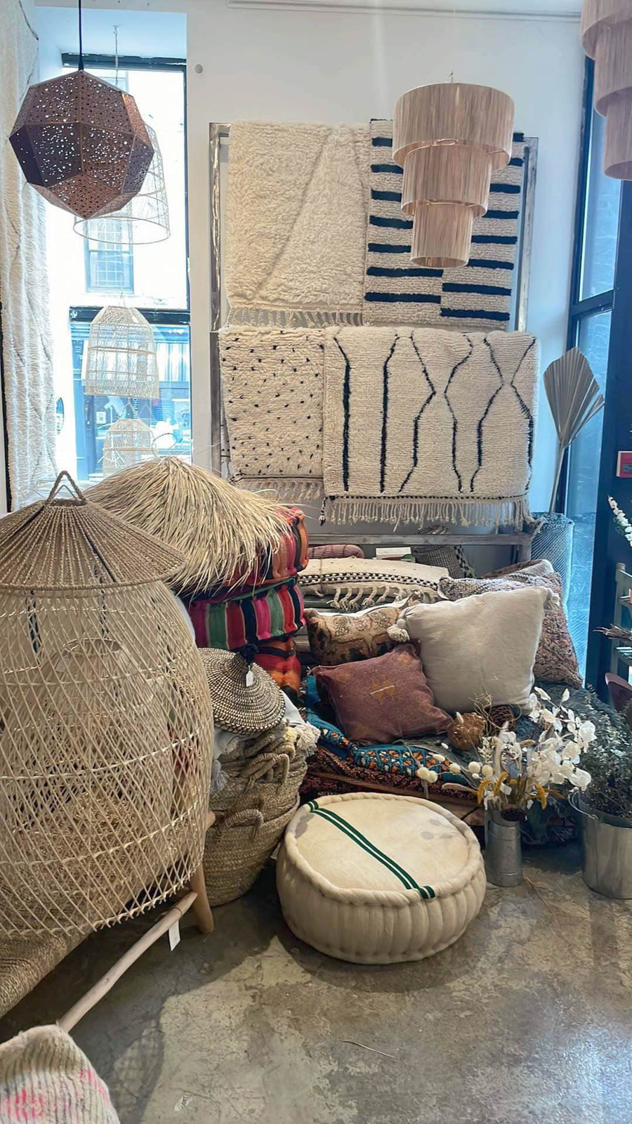 Notre-Dame - The Boho Lab Store in Montréal