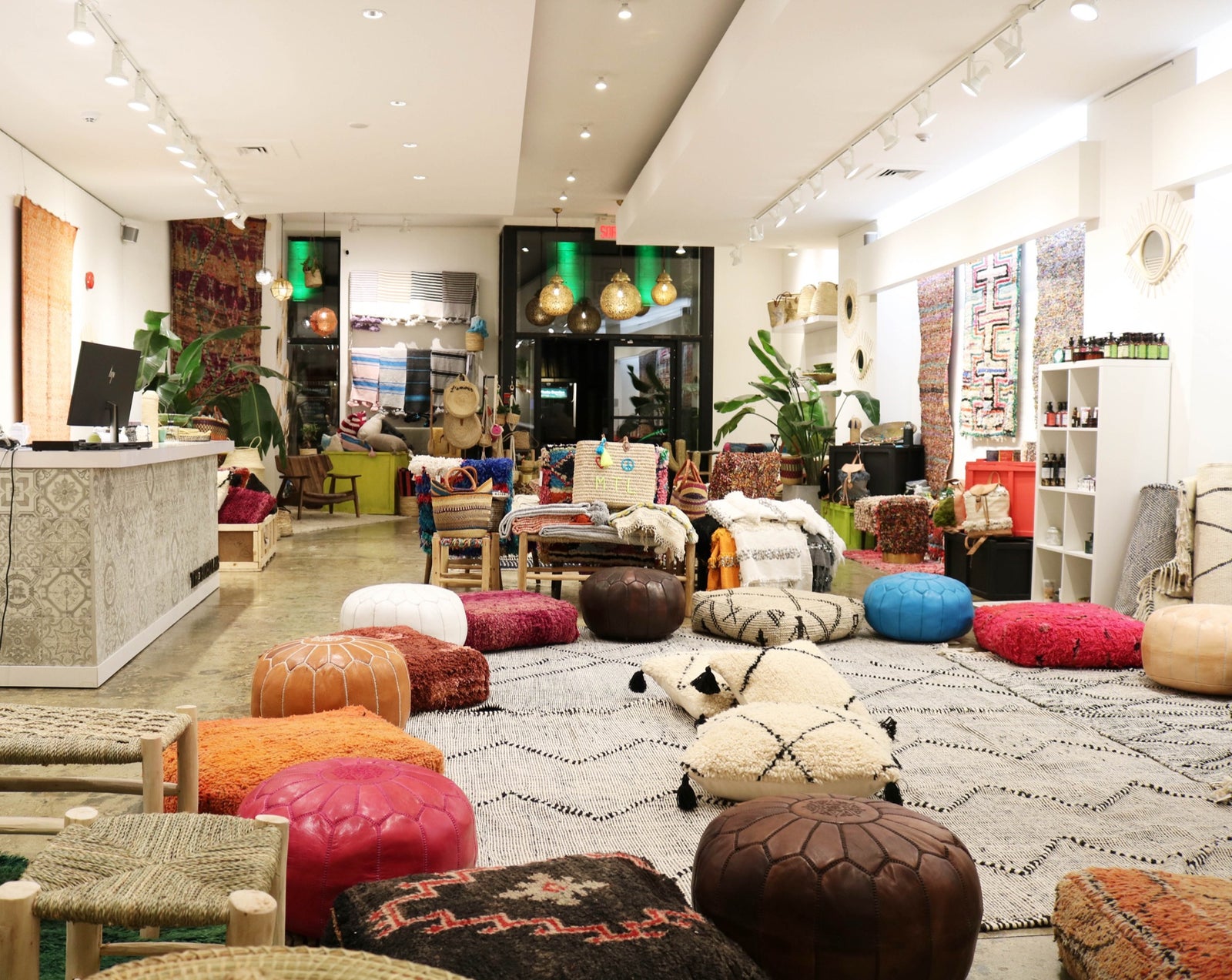Notre-Dame - The Boho Lab Store in Montréal